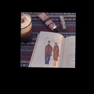 一字马扣出水来H
